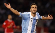 开云体育官网-戈贝尔关键战不手软，独行侠险胜上海队展现实力差距