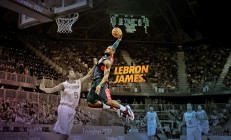 开云体育登录-当盐湖城的风雪遇上紫禁城的月光，NBA季后赛的跨洋幻梦