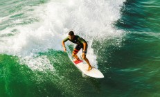 开云体育视频直播-绿茵场与硬木地，当西甲德比遇上NBA宿敌之战