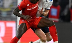 开云体育平台APP-包含罗马主场迎战佛罗伦萨，力争三分的词条