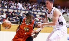 开云在线赛事平台-江西男篮艰难取胜，奋勇冲刺前景