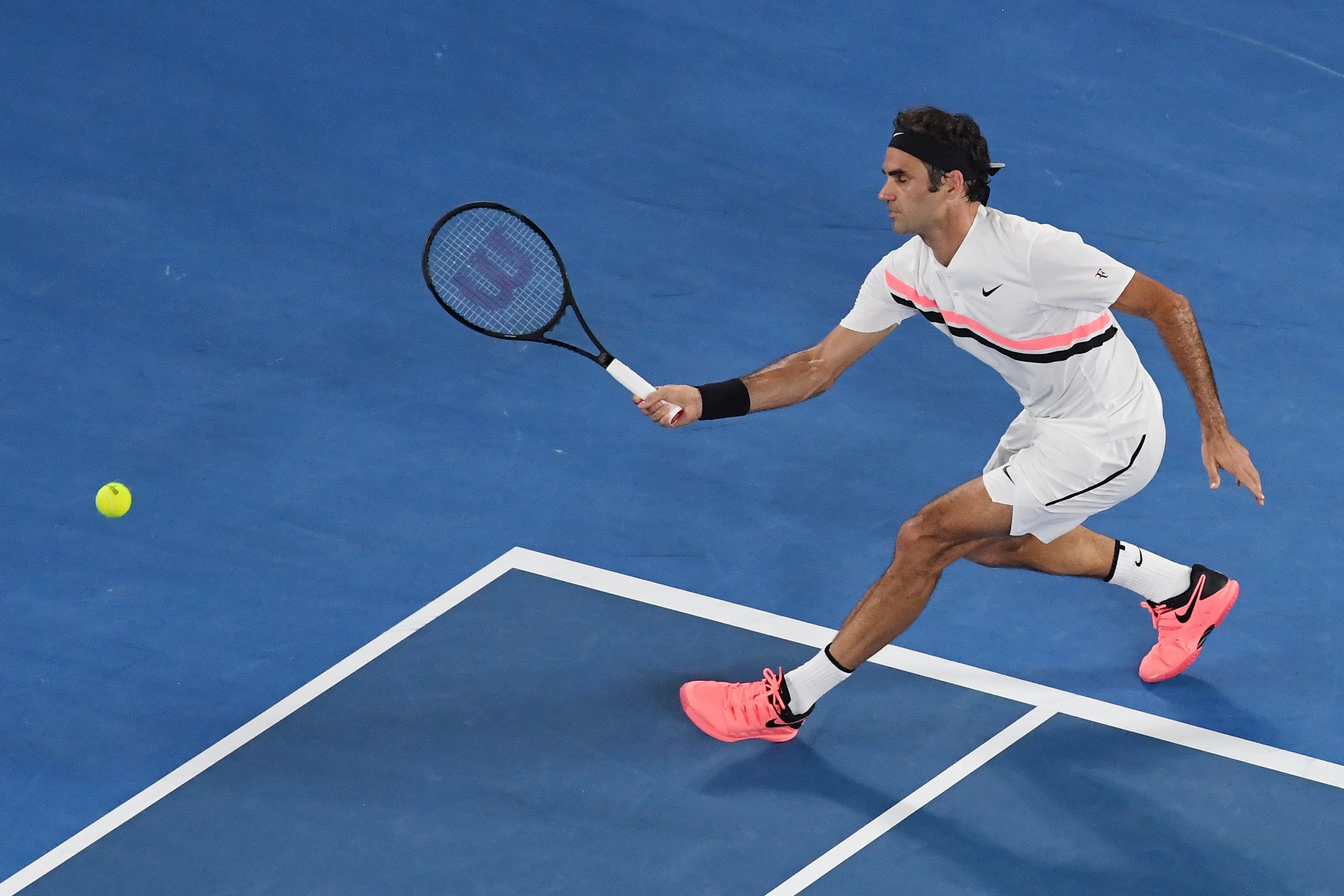 欧洲网球队翻盘意大利网球队，费德勒送出助攻的简单介绍