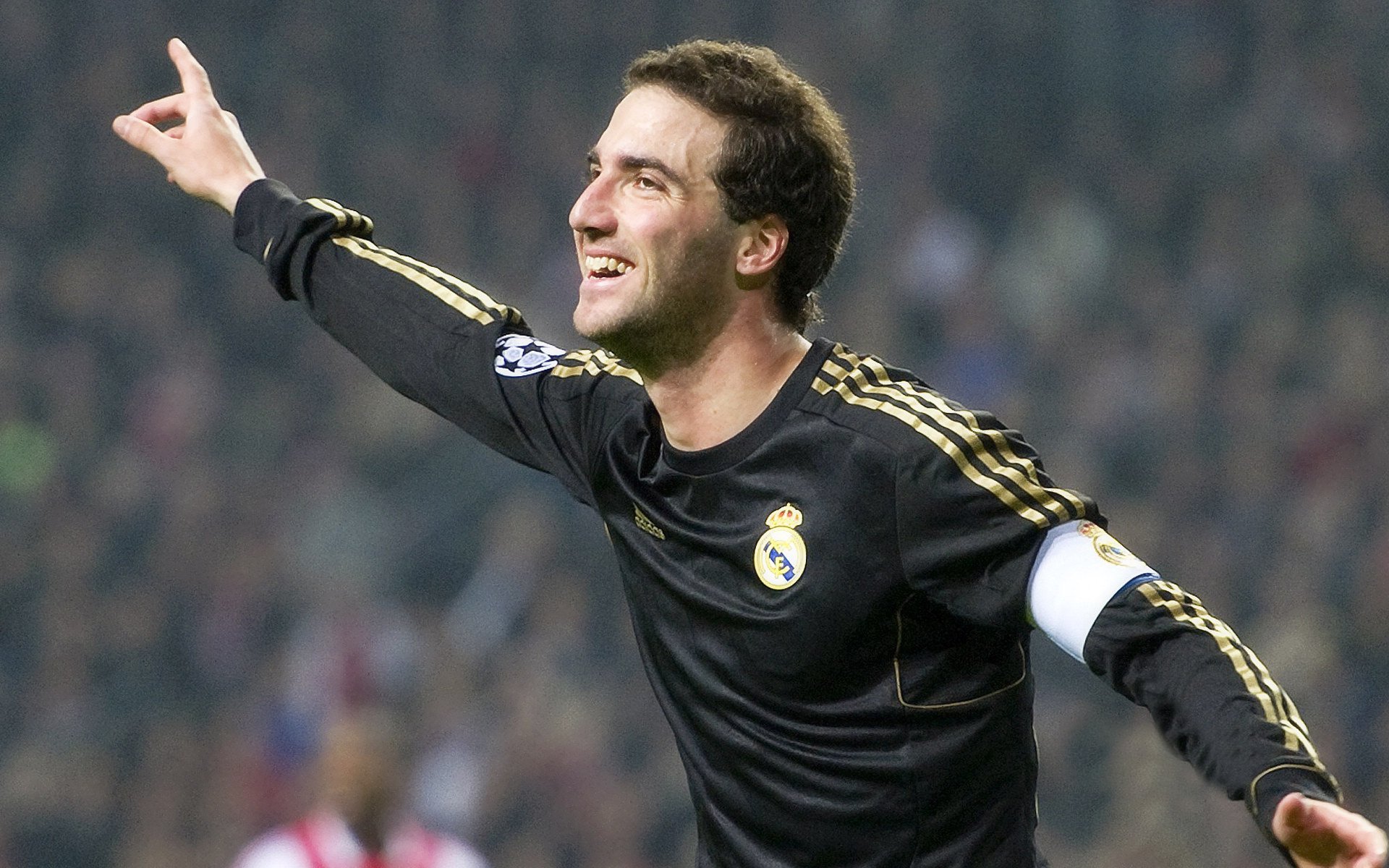 奇才爆冷雷霆,利拉德成为关键先生,一场颠覆预期的逆袭之战